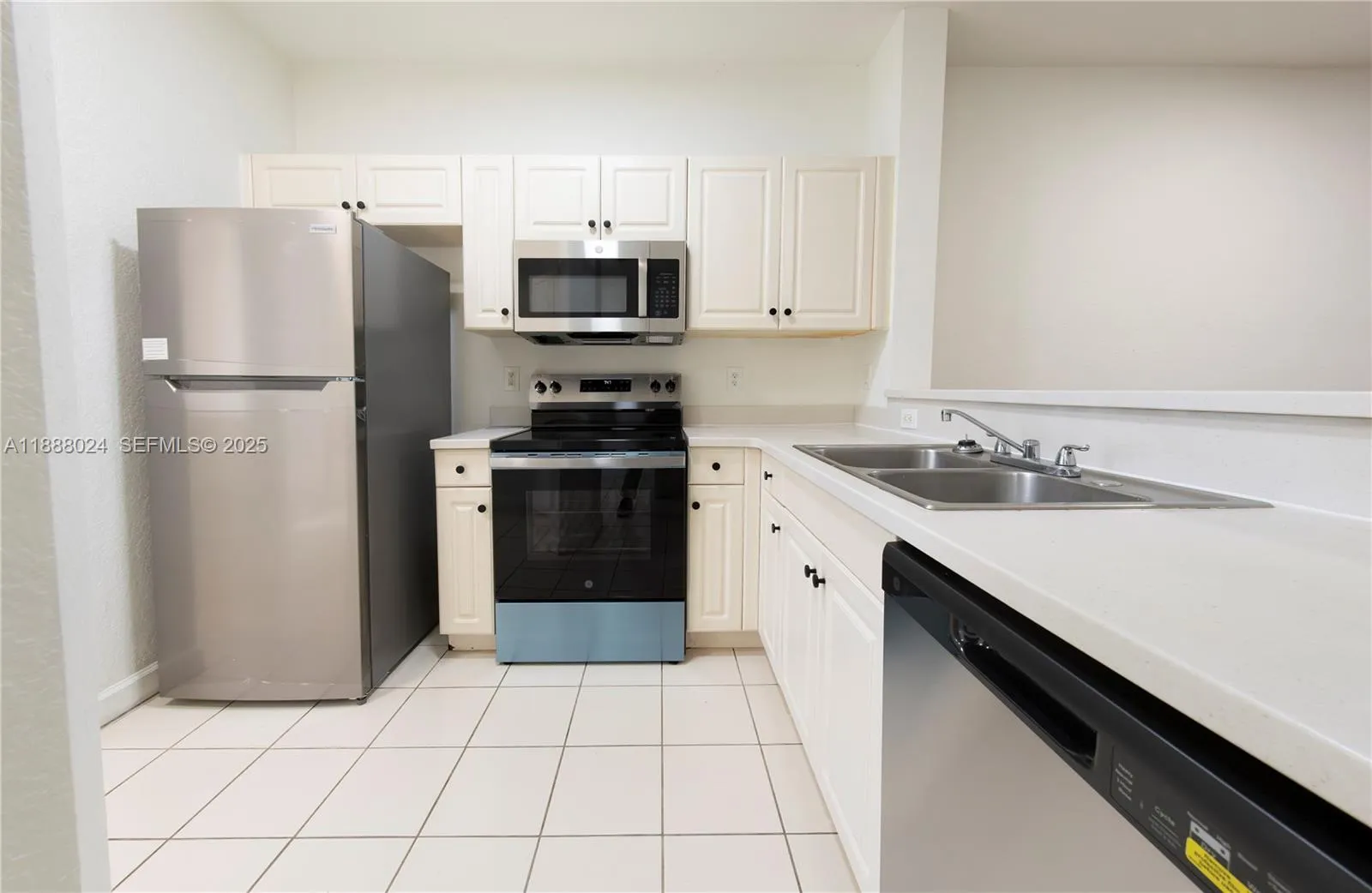 Vendido 4130 Napoli Lake Drive, Riviera Beach, FL 33410, Riviera Beach, FL 33410