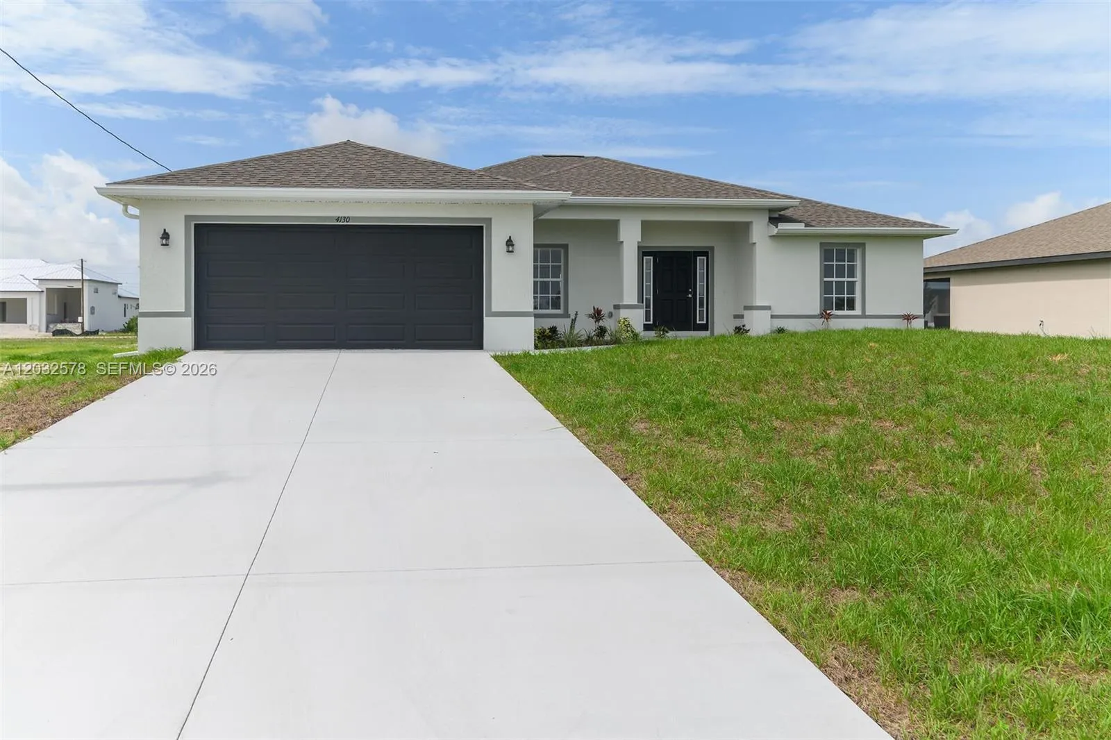 Foto de propiedad en 4130 NW 33rd, Cape Coral, FL 33993 Cape Coral con MLS# 