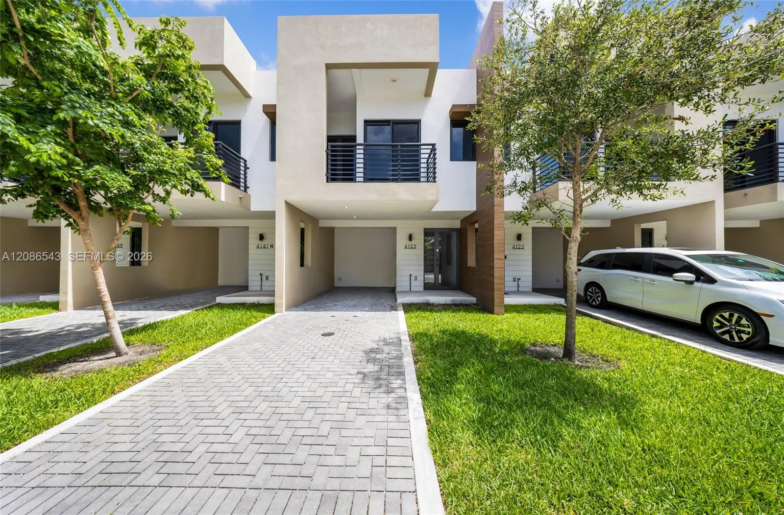En Renta 4133 N Oak Place, Dania Beach, FL 33314, Dania Beach, FL 33314