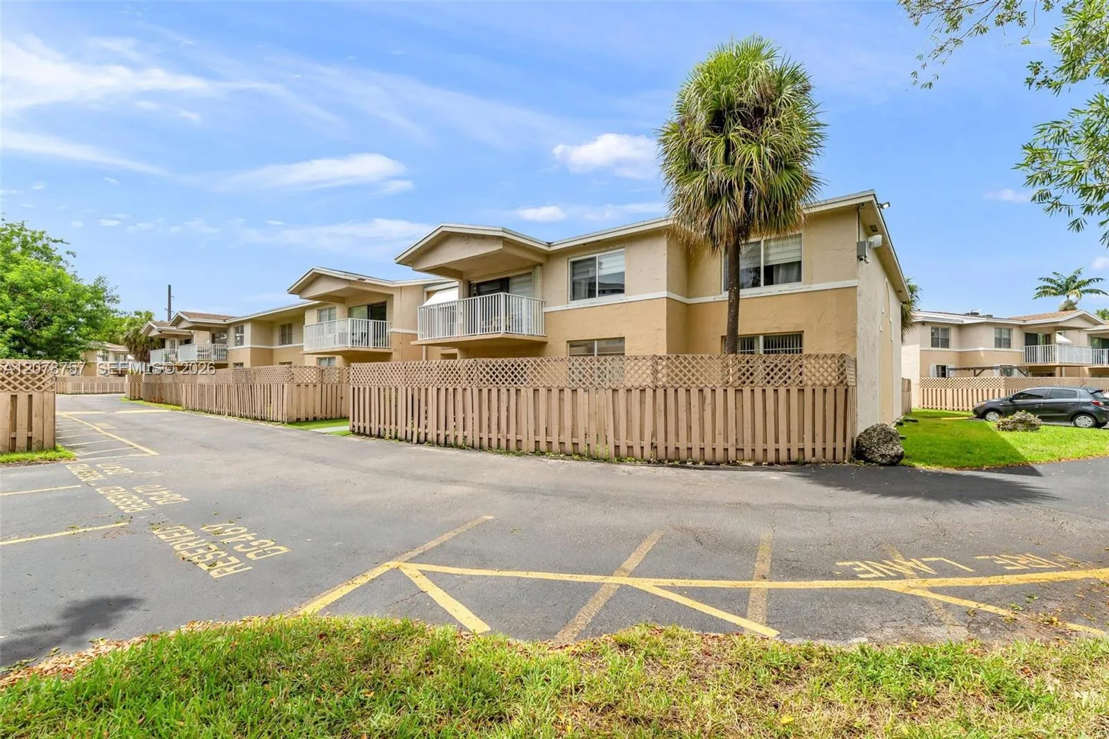 Foto de propiedad en 4140 NW 79th Avenue 2B, Doral, FL 33166 Doral con MLS# 