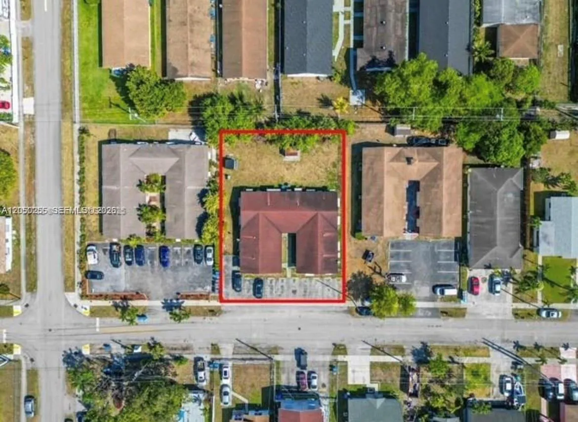 En Venta 4141 SW 20th Street 1-5, West Park, FL 33023, West Park, FL 33023