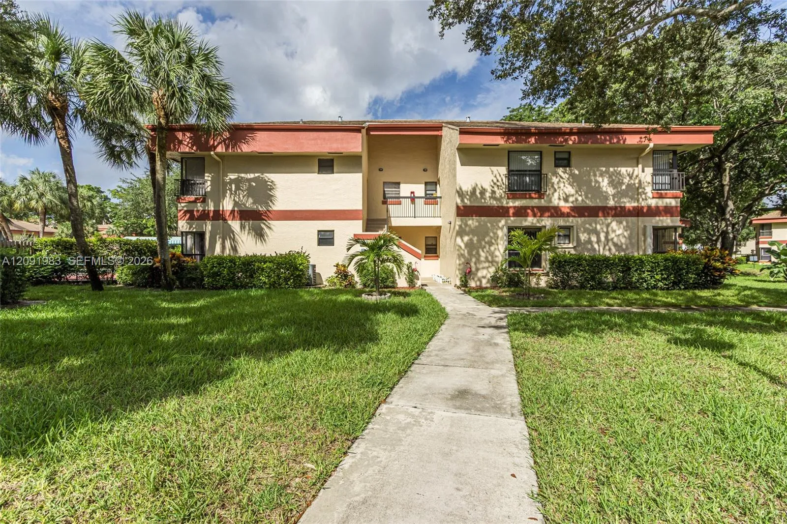 En Venta 4161 S Carambola Circle S 2158, Coconut Creek, FL 33066, Coconut Creek, FL 33066