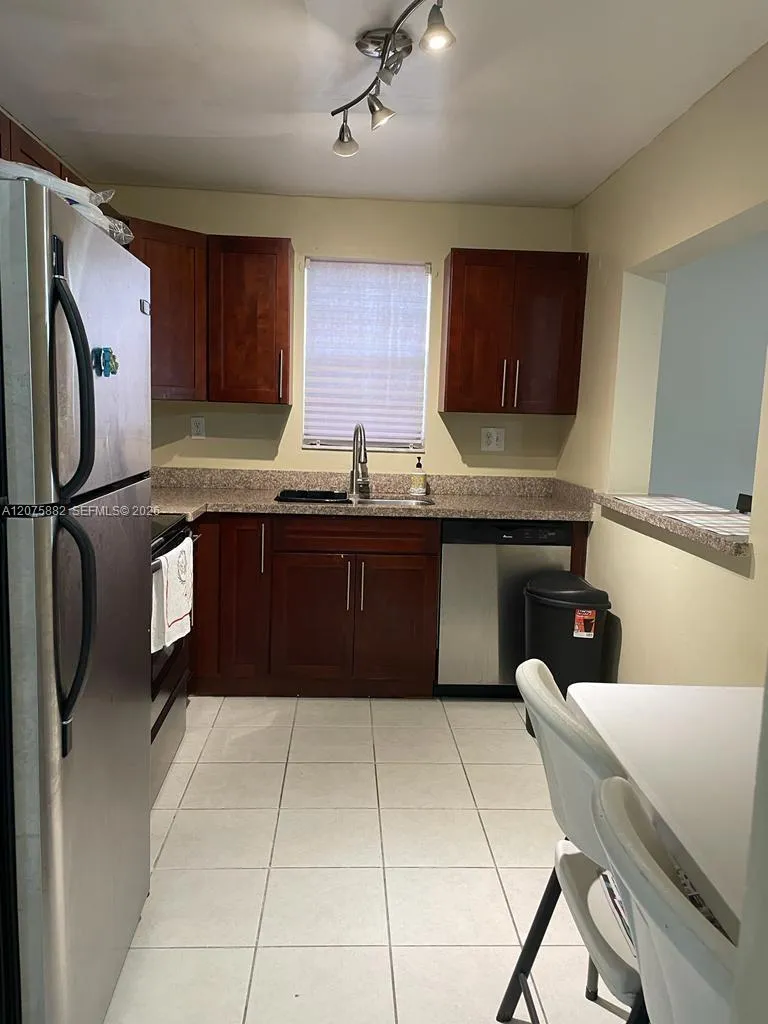 Foto de propiedad en 4167 NW 90th Avenue 101, Coral Springs, FL 33065 Coral Springs con MLS# 