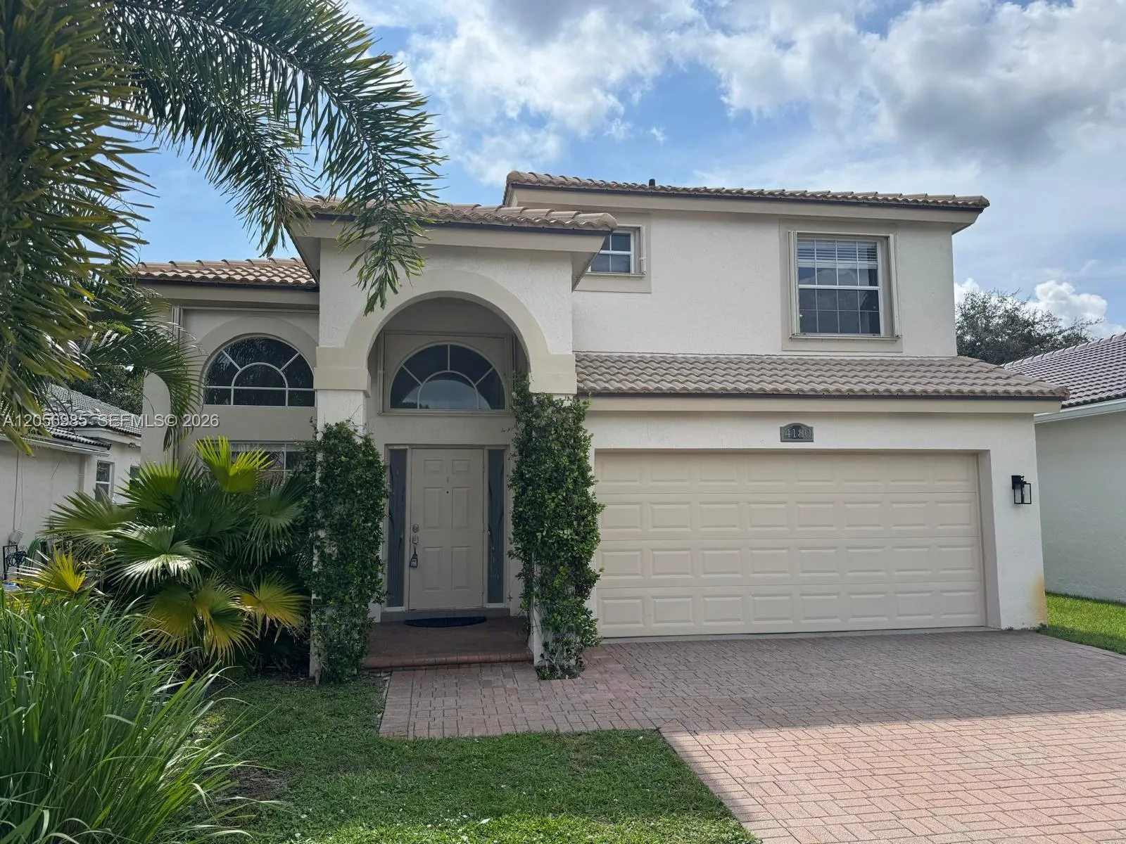 Foto de propiedad en 4180 Sea Mist Way, Wellington, FL 33449 Wellington con MLS# 