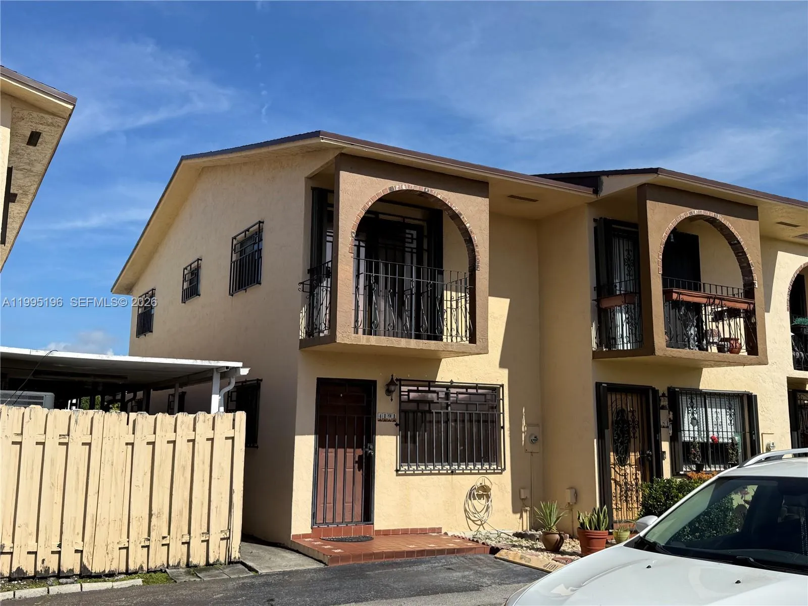 Vendido 4191 W 18 Avenue 4191, Hialeah, FL 33012, Hialeah, FL 33012