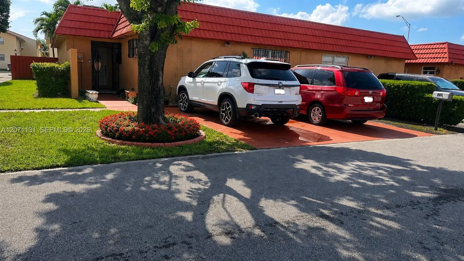 En Venta 4199 W 18th Court, Hialeah, FL 33012, Hialeah, FL 33012