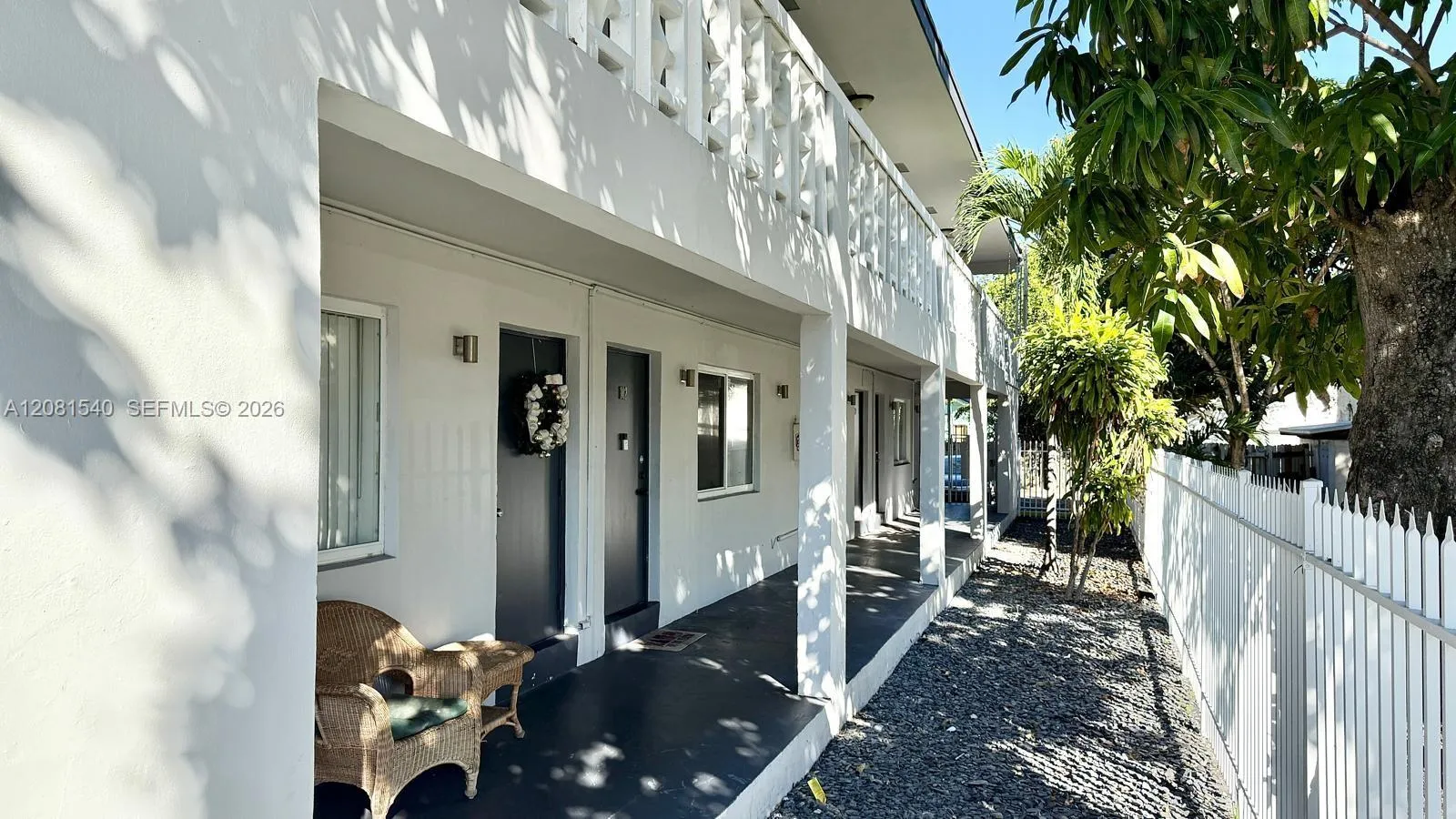 En Renta 42 SW 14th Street 101, Dania Beach, FL 33004, Dania Beach, FL 33004
