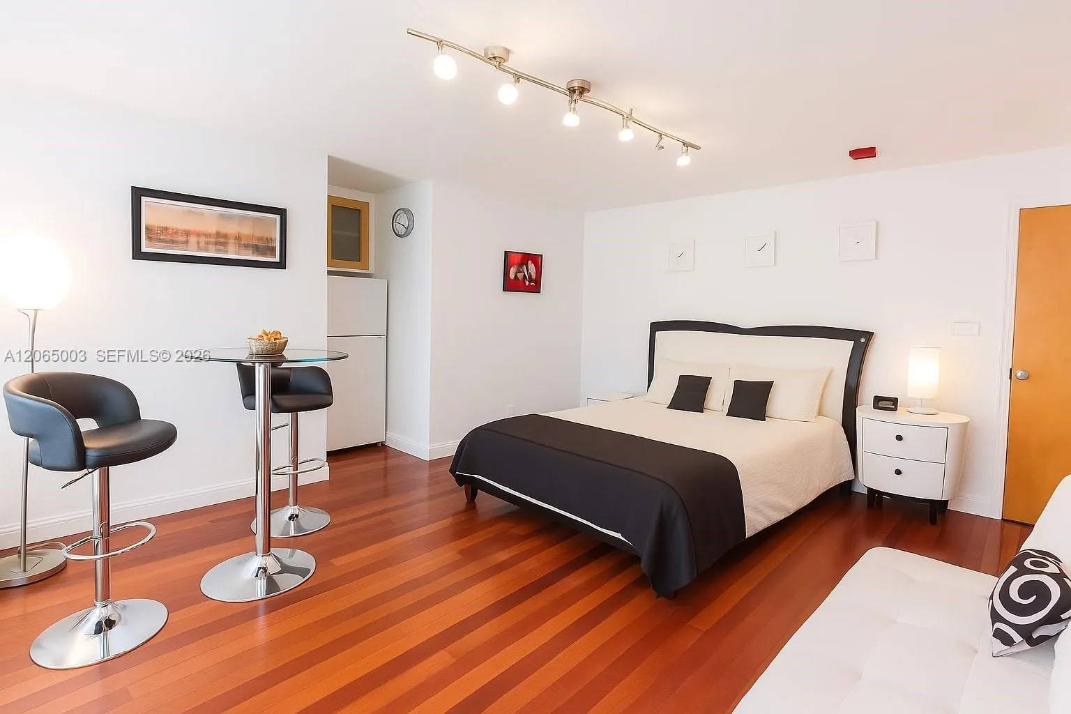 Foto de propiedad en 420 15th Street 306, Miami Beach, FL 33139 Miami Beach con MLS# 