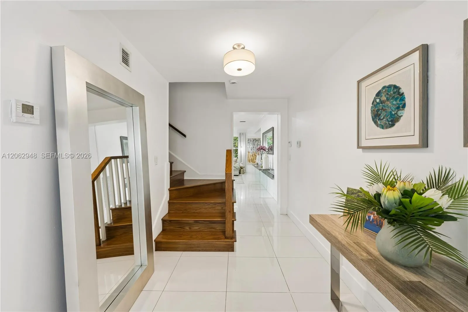 Foto de propiedad en 420 Aledo Avenue, Coral Gables, FL 33134 Coral Gables con MLS# 