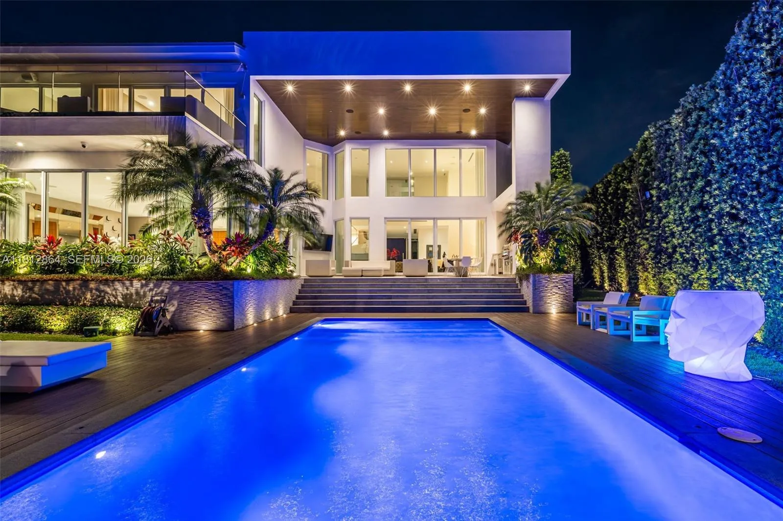 Foto de propiedad en 420 Island Drive, Key Biscayne, FL 33149 Key Biscayne con MLS# 