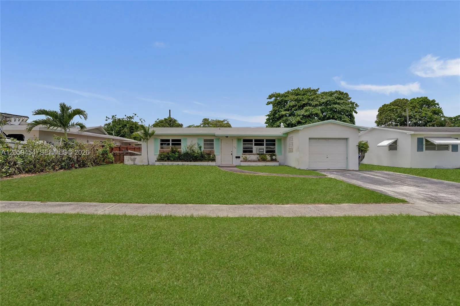 Vendido 420 SW 71st Way, Pembroke Pines, FL 33023, Pembroke Pines, FL 33023
