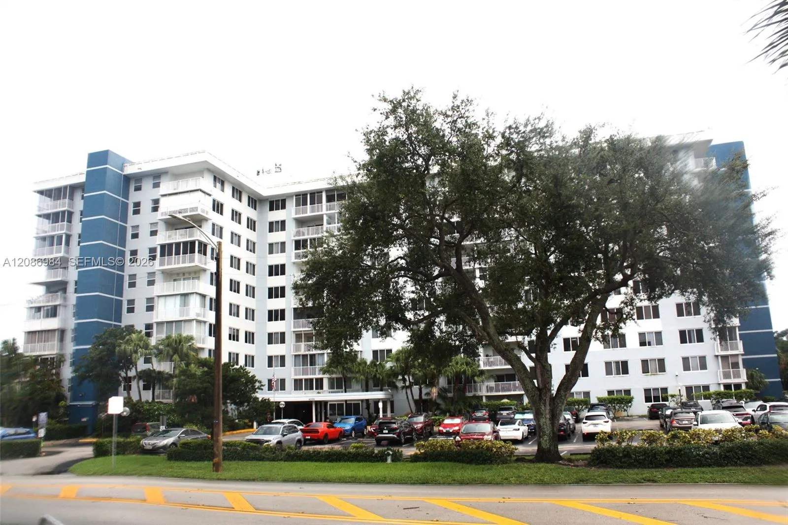 En Venta 4200 Hillcrest Drive 618, Hollywood, FL 33021, Hollywood, FL 33021