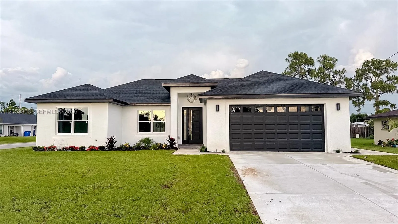 Foto de propiedad en 4200 Leaf Road, FL 33875  con MLS# 