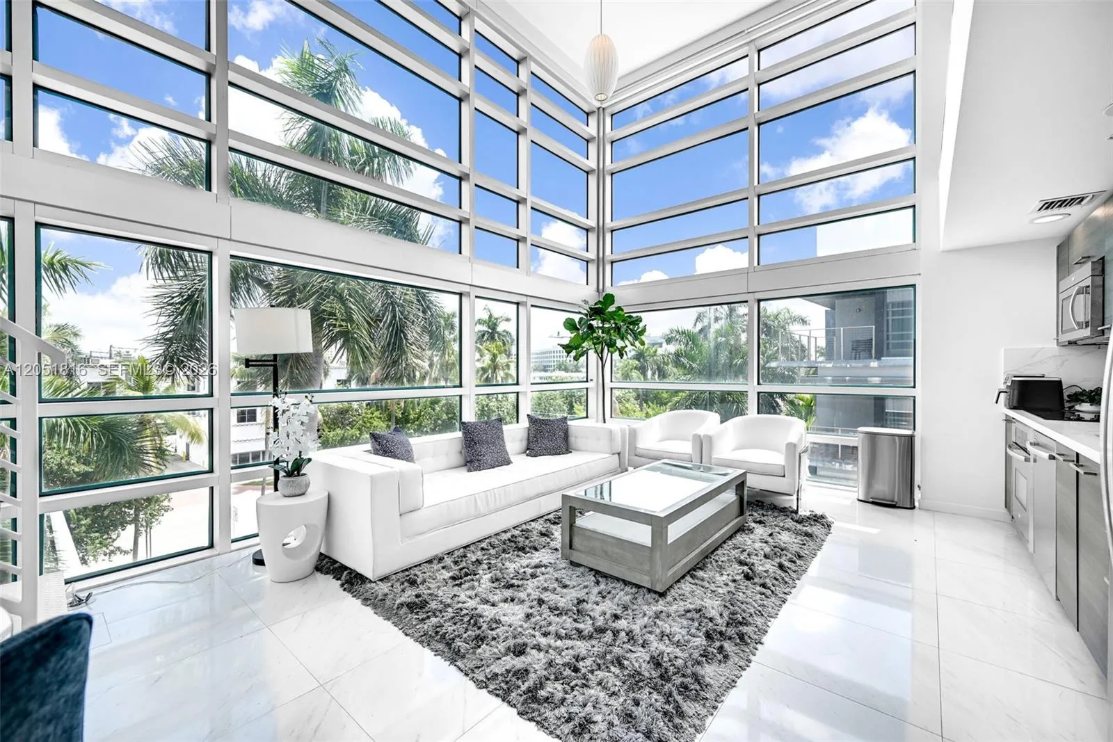 Vendido 421 Meridian Avenue 15, Miami Beach, FL 33139, Miami Beach, FL 33139