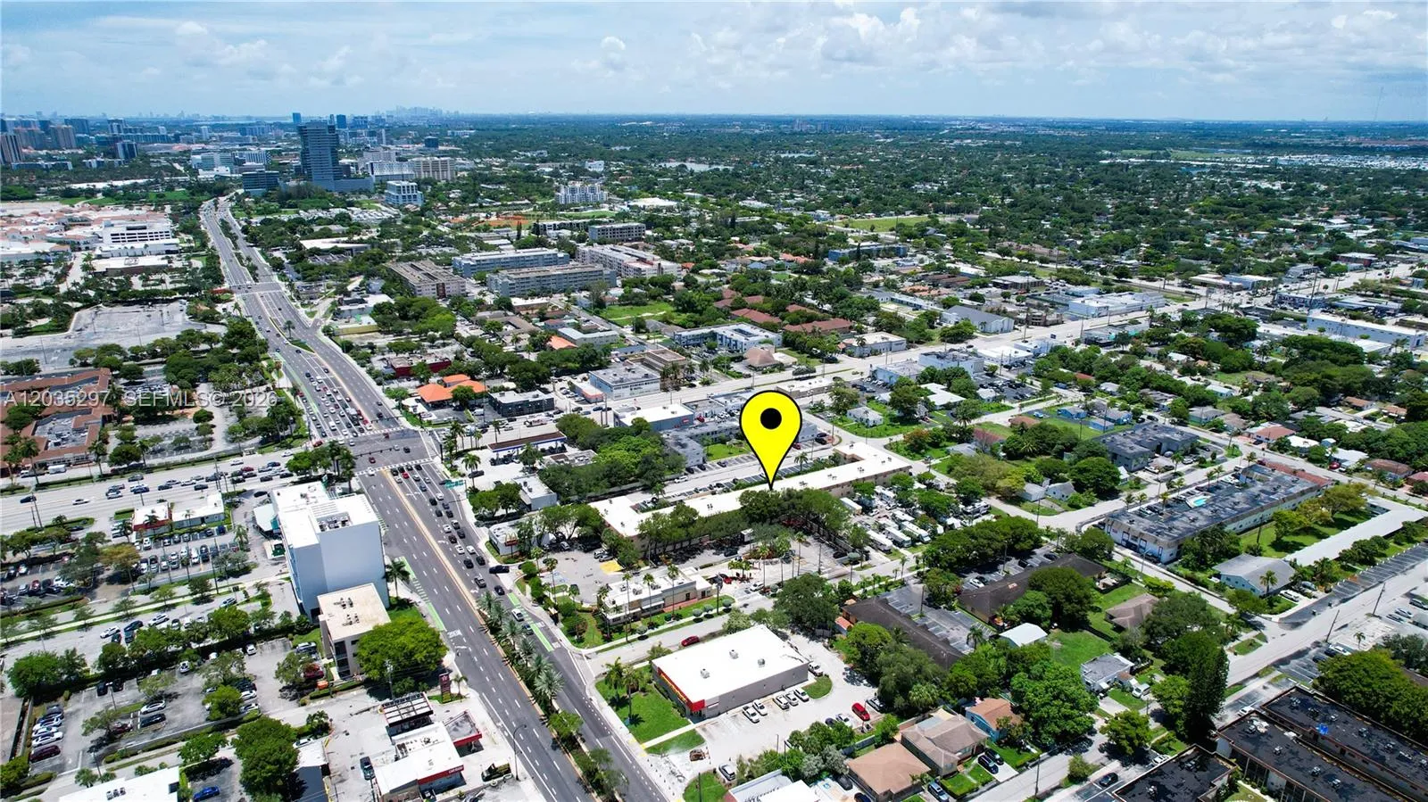 Foto de propiedad en 421 NE 1st Street 101, Hallandale Beach, FL 33009 Hallandale Beach con MLS# 