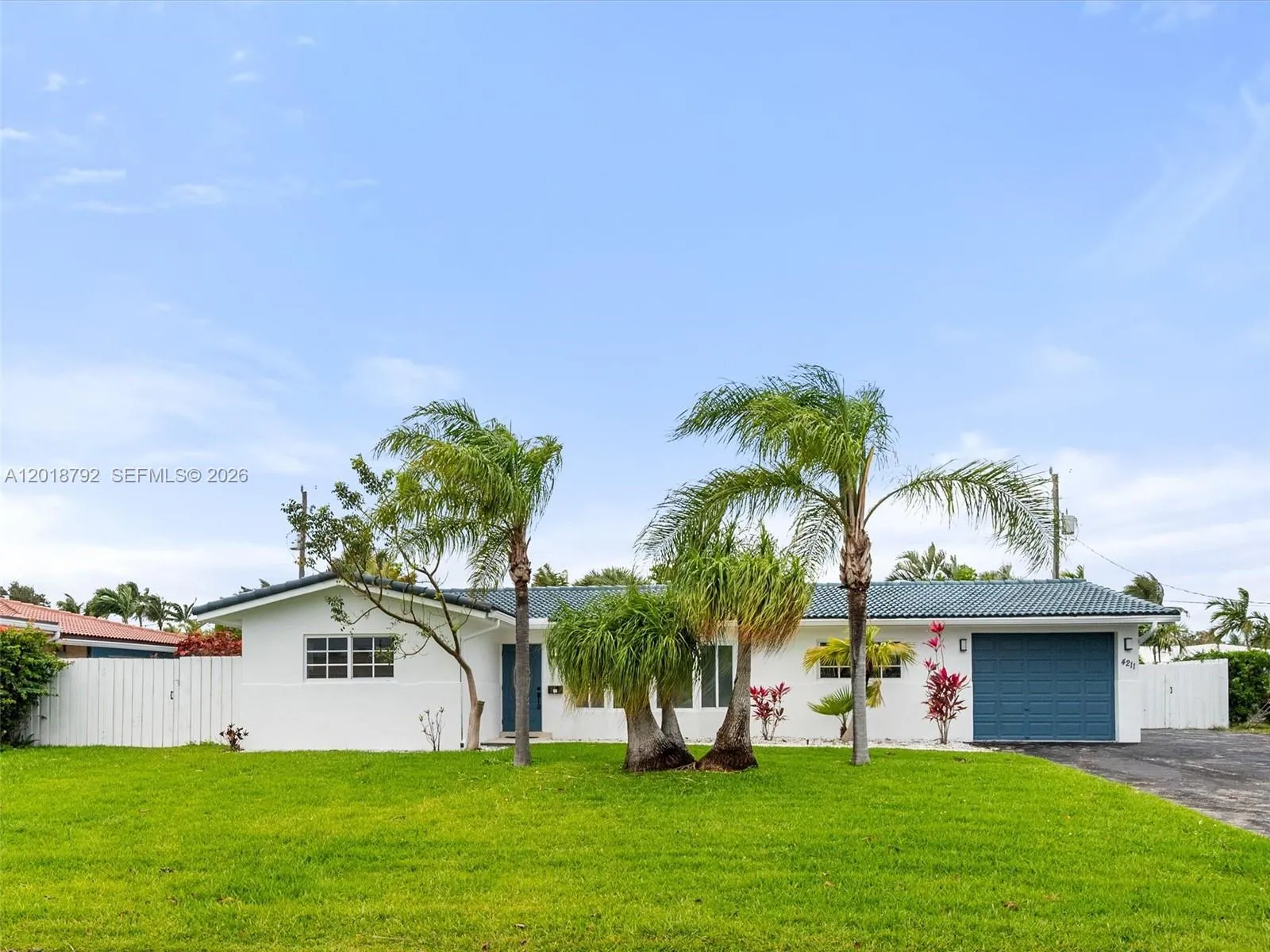 Foto de propiedad en 4211 NE 27th Avenue, Lighthouse Point, FL 33064 Lighthouse Point con MLS# 