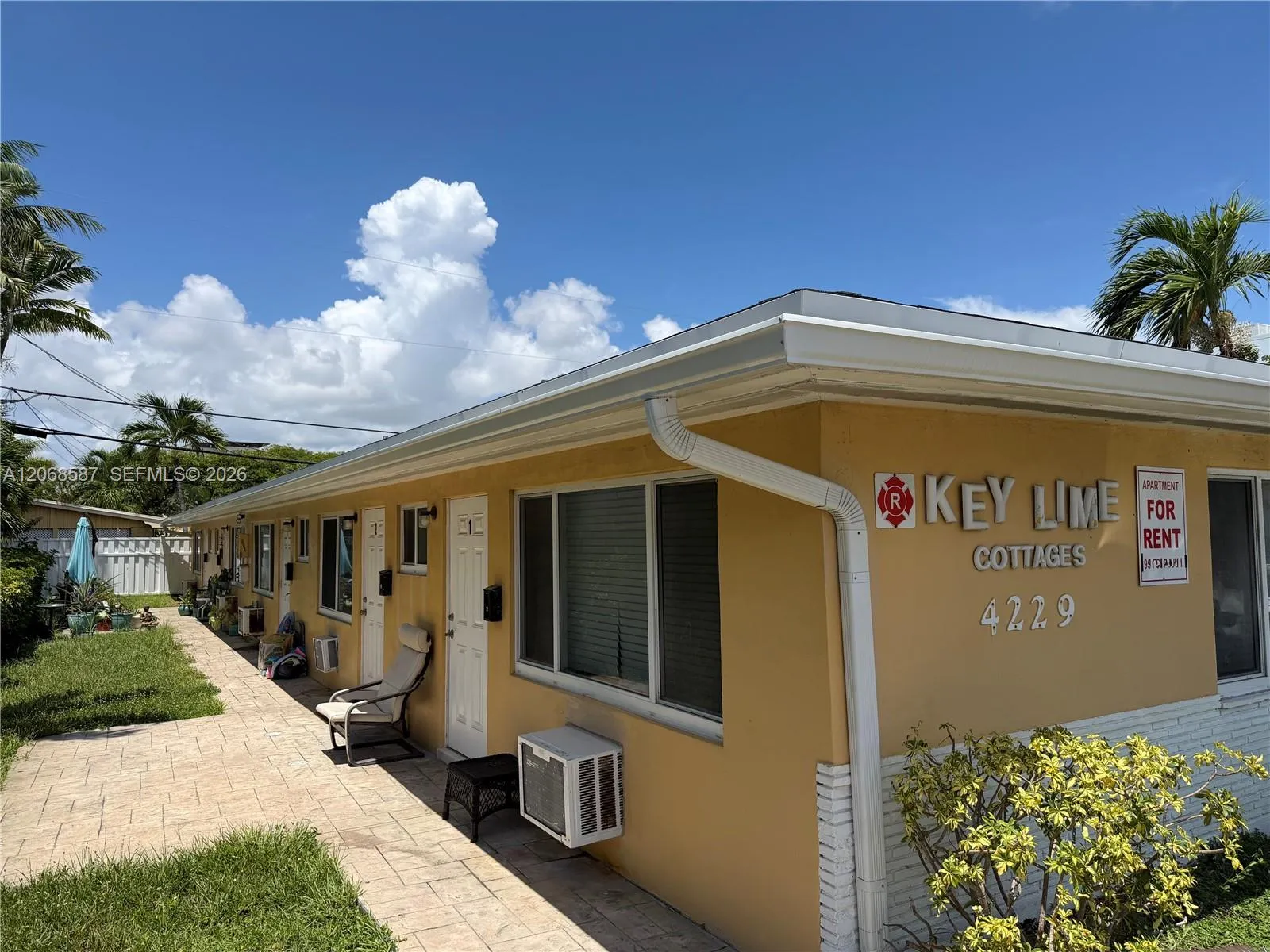 Foto de propiedad en 4229 Bougainvilla Drive 2, Lauderdale-By-The-Sea, FL 33308 Lauderdale-By-The-Sea con MLS# 