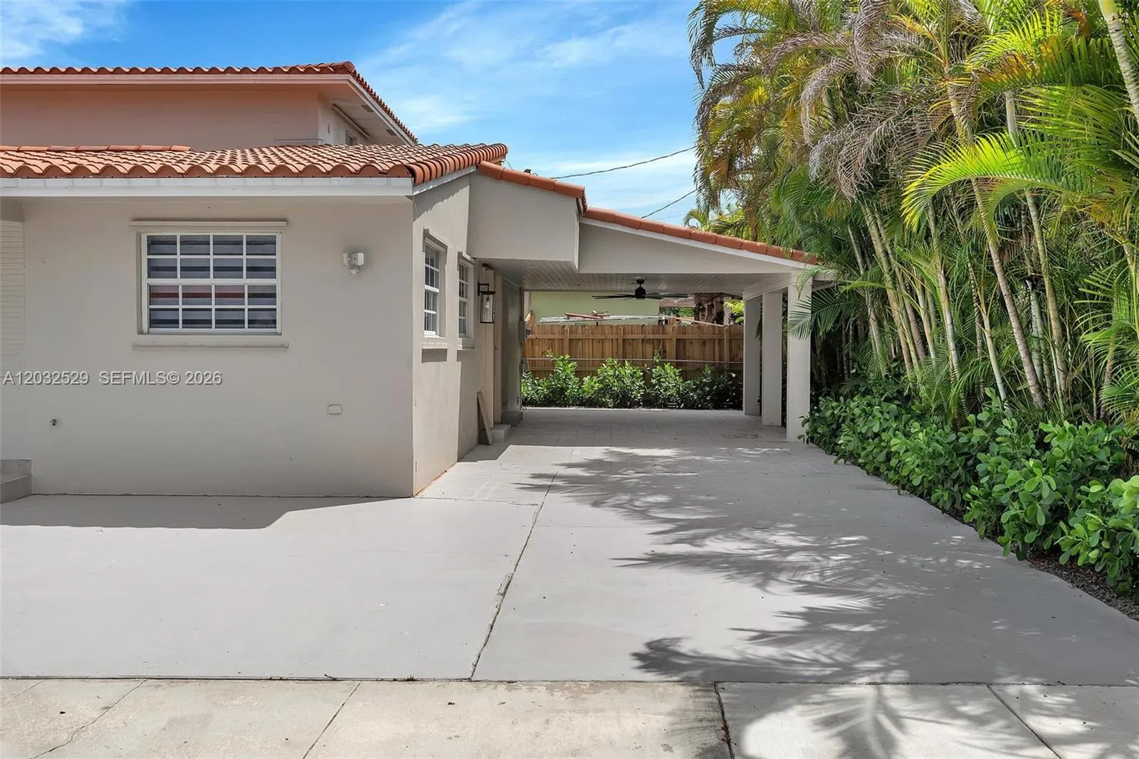 Alquilada 424 W 13th Street, Hialeah, FL 33010, Hialeah, FL 33010