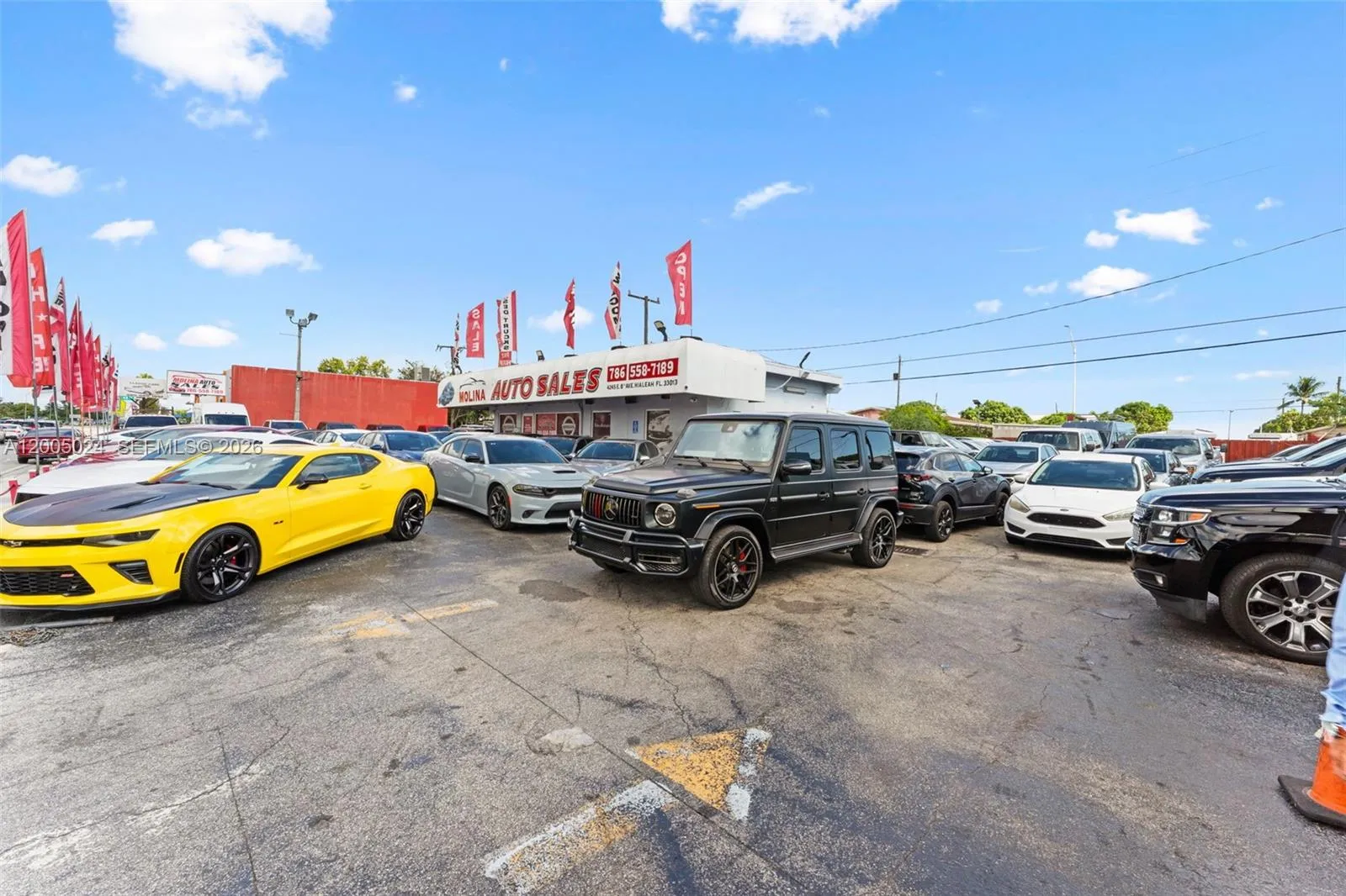 Foto de propiedad en 4245 E 8th Avenue, Hialeah, FL 33013 Hialeah con MLS# 