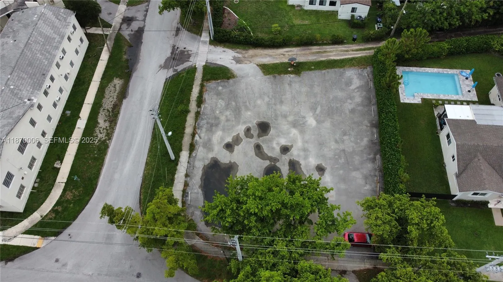 Foto de propiedad en 425 Esplanade Drive, Miami Springs, FL 33166 Miami Springs con MLS# 