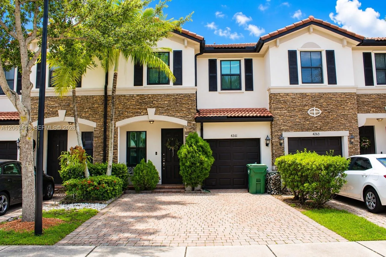 En Venta 4261 SW 164th Court, Miami, FL 33185, Miami, FL 33185