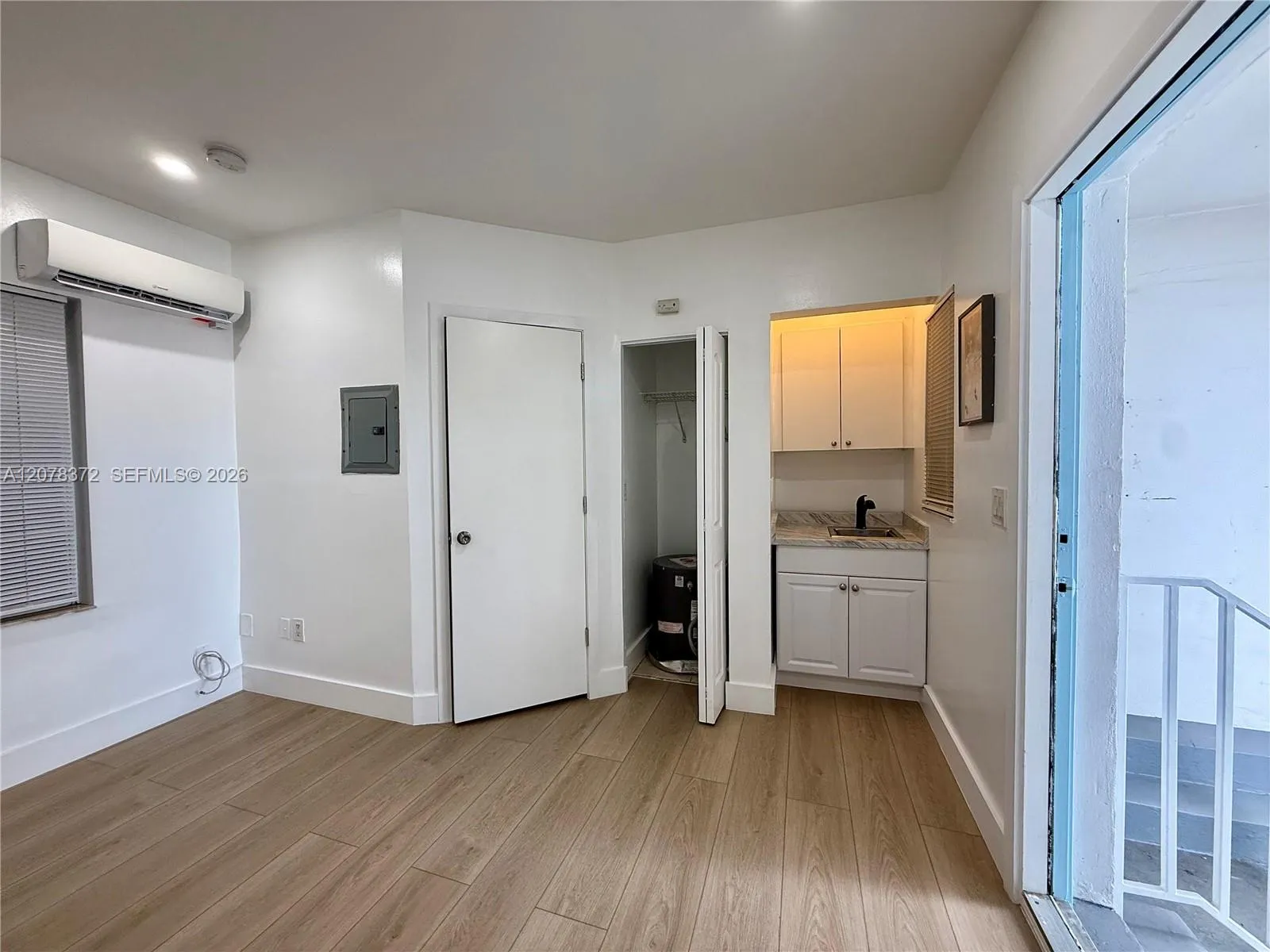 Foto de propiedad en 427 NE 62nd Street 5, Miami, FL 33138 Miami con MLS# 