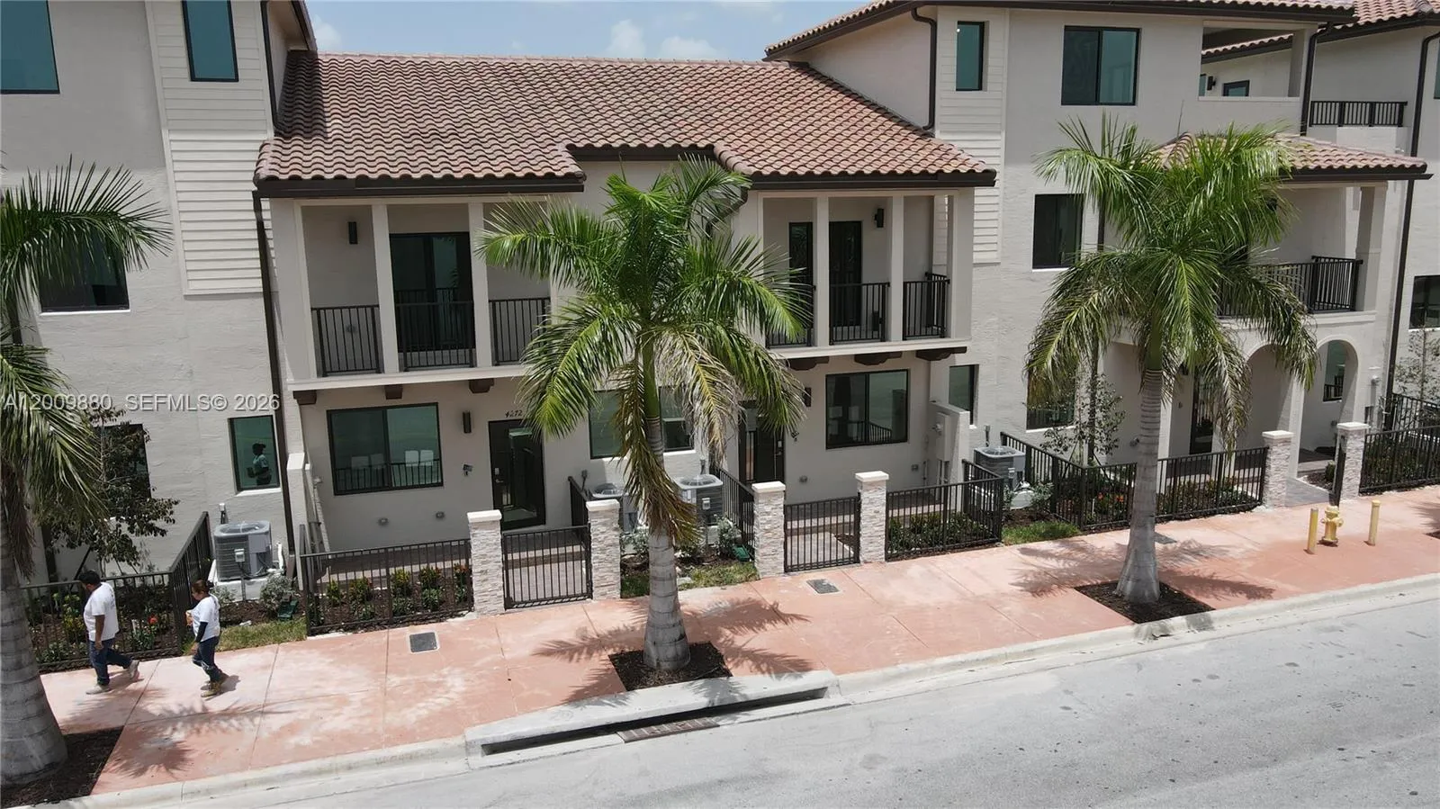 Foto de propiedad en 4272 NW 82nd Avenue 4272, Doral, FL 33166 Doral con MLS# 