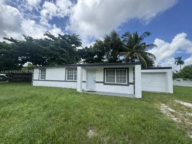 En Venta 43 Newton Road, West Park, FL 33023, West Park, FL 33023