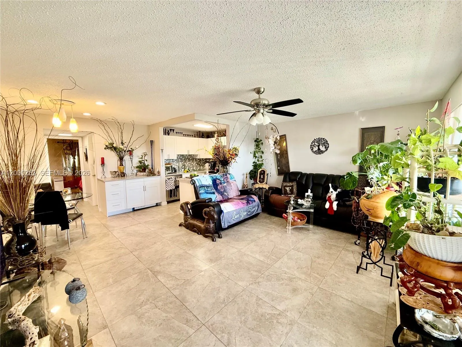 Foto de propiedad en 431 Chatham U U, West Palm Beach, FL 33417 West Palm Beach con MLS# 