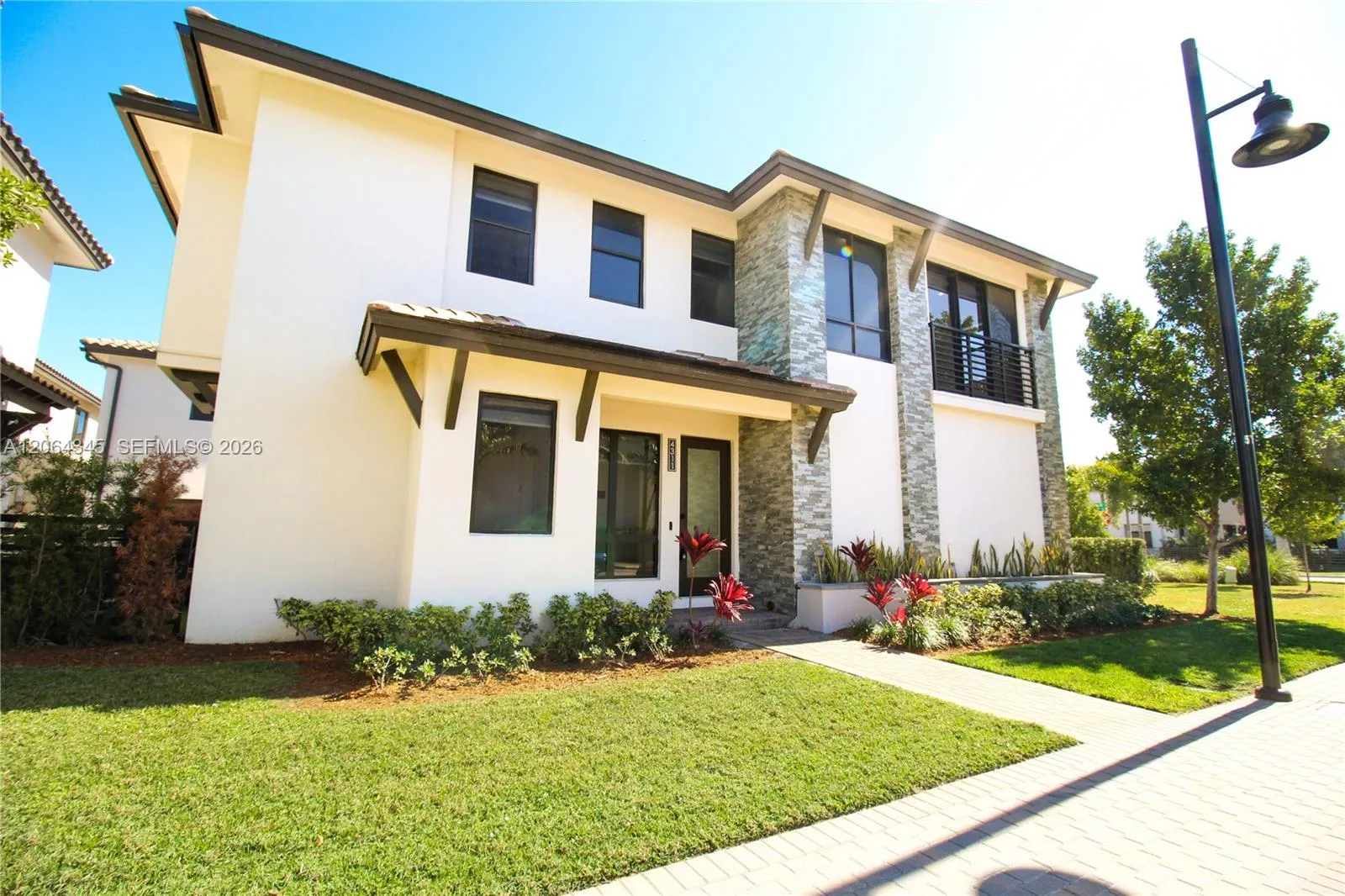 En Venta 4311 NW 82nd Avenue, Doral, FL 33166, Doral, FL 33166
