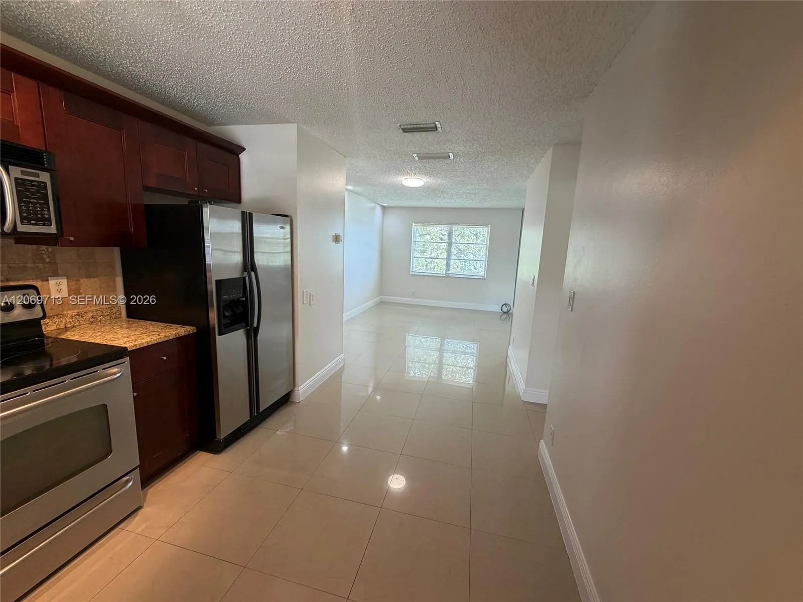 Foto de propiedad en 432 Lakeside Drive 257, Margate, FL 33063 Margate con MLS# 
