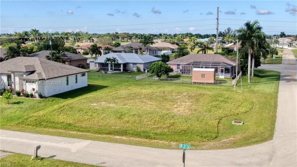 En Venta 4328 SW 20th Place, Cape Coral, FL 33914, Cape Coral, FL 33914