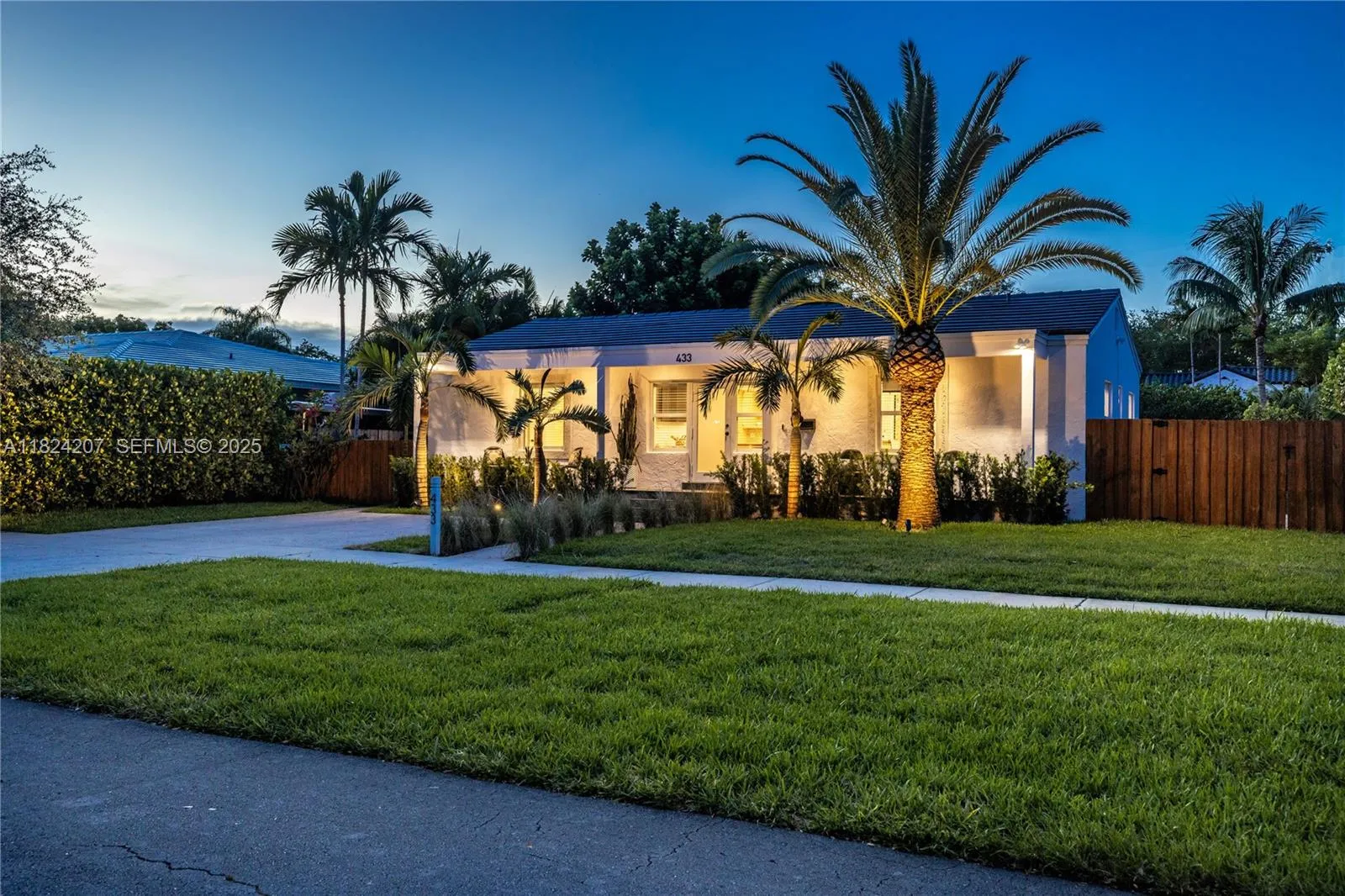 Foto de propiedad en 433 NE 91st Street, Miami Shores, FL 33138 Miami Shores con MLS# 