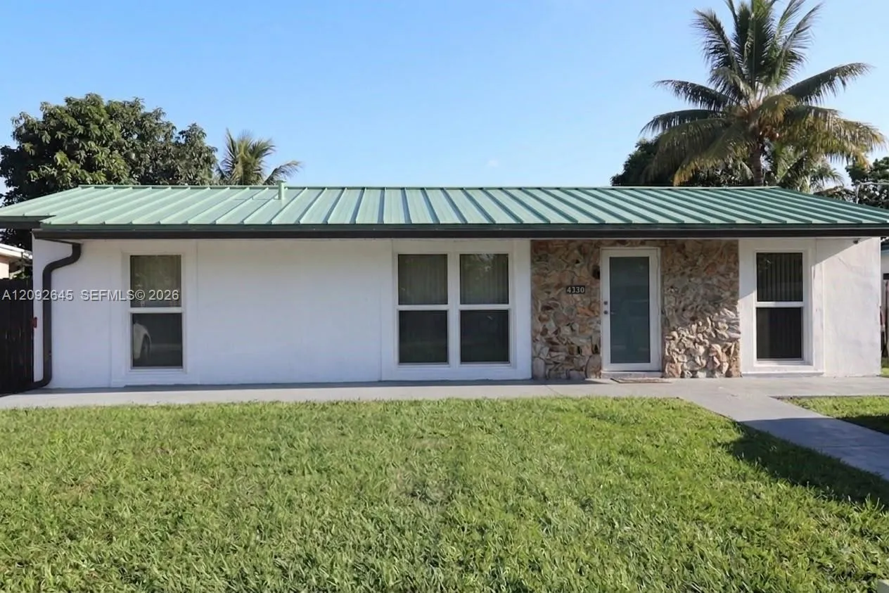 En Renta 4330 NW 203rd Terrace 1, Miami Gardens, FL 33055, Miami Gardens, FL 33055