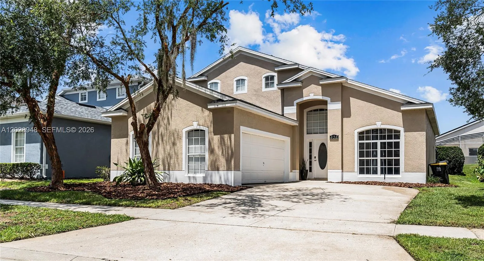 Foto de propiedad en 434 Castlemain, Davenport, FL 33897 Davenport con MLS# 