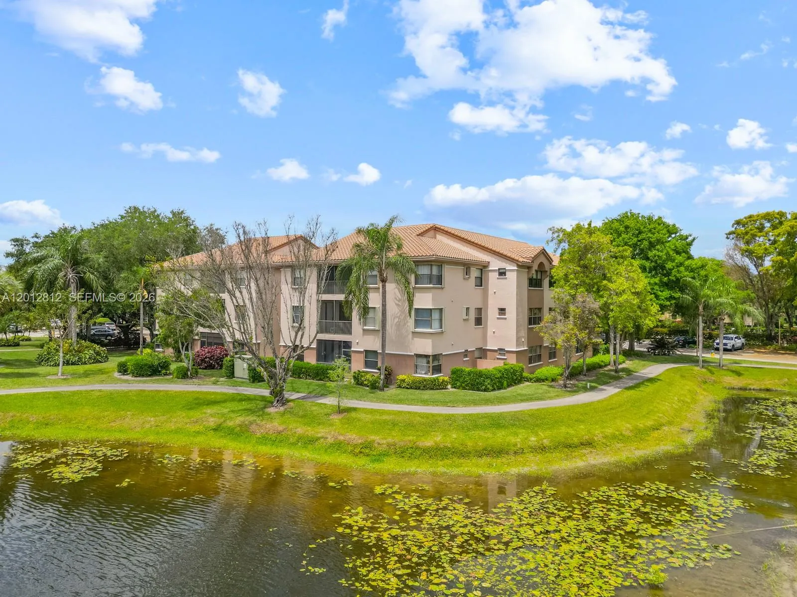 Foto de propiedad en 4350 NW 30th Street 333, Coconut Creek, FL 33066 Coconut Creek con MLS# 