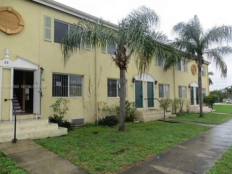 Foto de propiedad en 436 NW 84th Terrace 436, Miami, FL 33150 Miami con MLS# 