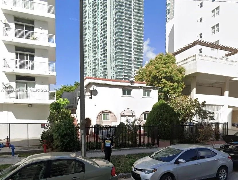 En Venta 437 NE 30th Street, Miami, FL 33137, Miami, FL 33137