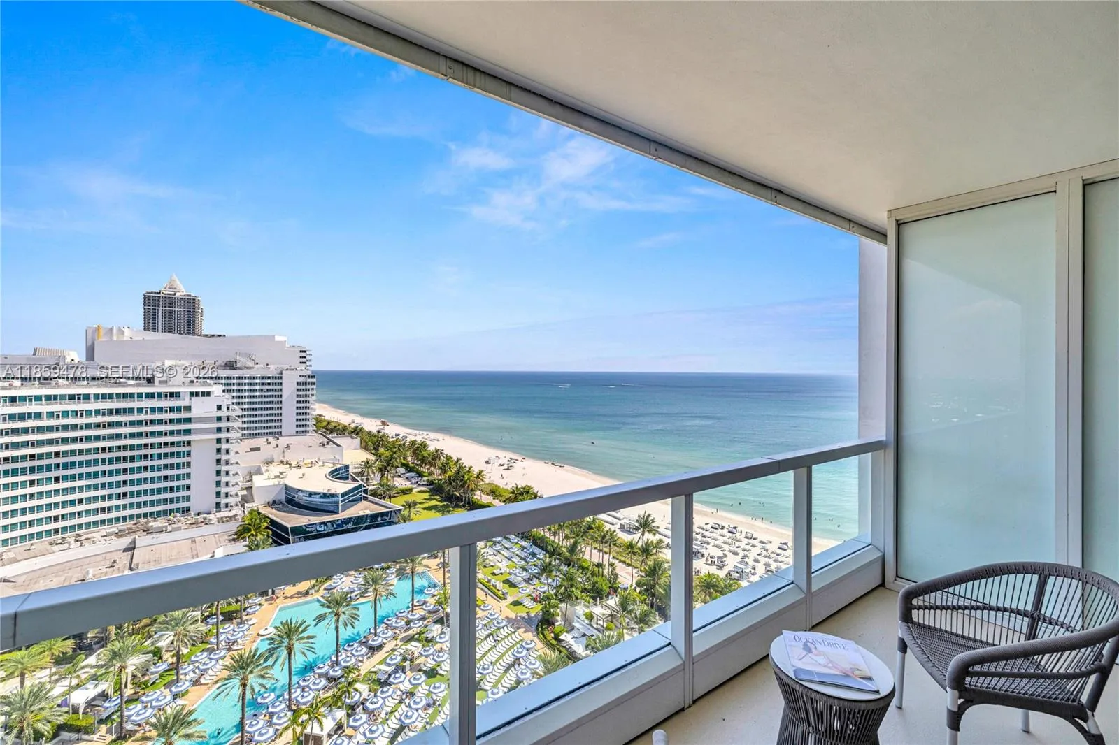Foto de propiedad en 4391 Collins Avenue 1706/1707, Miami Beach, FL 33140 Miami Beach con MLS# 