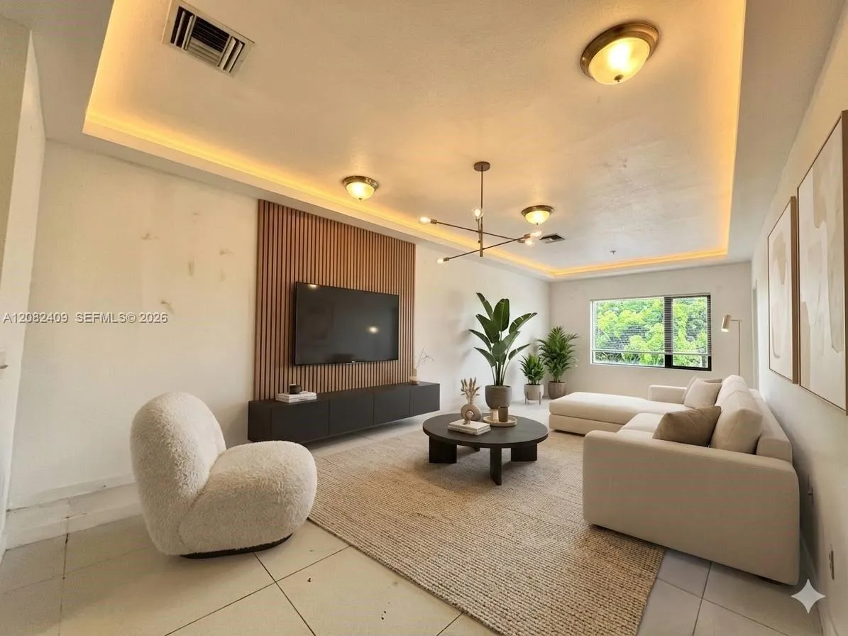 Foto de propiedad en 440 E 27th Street 206, Hialeah, FL 33013 Hialeah con MLS# 