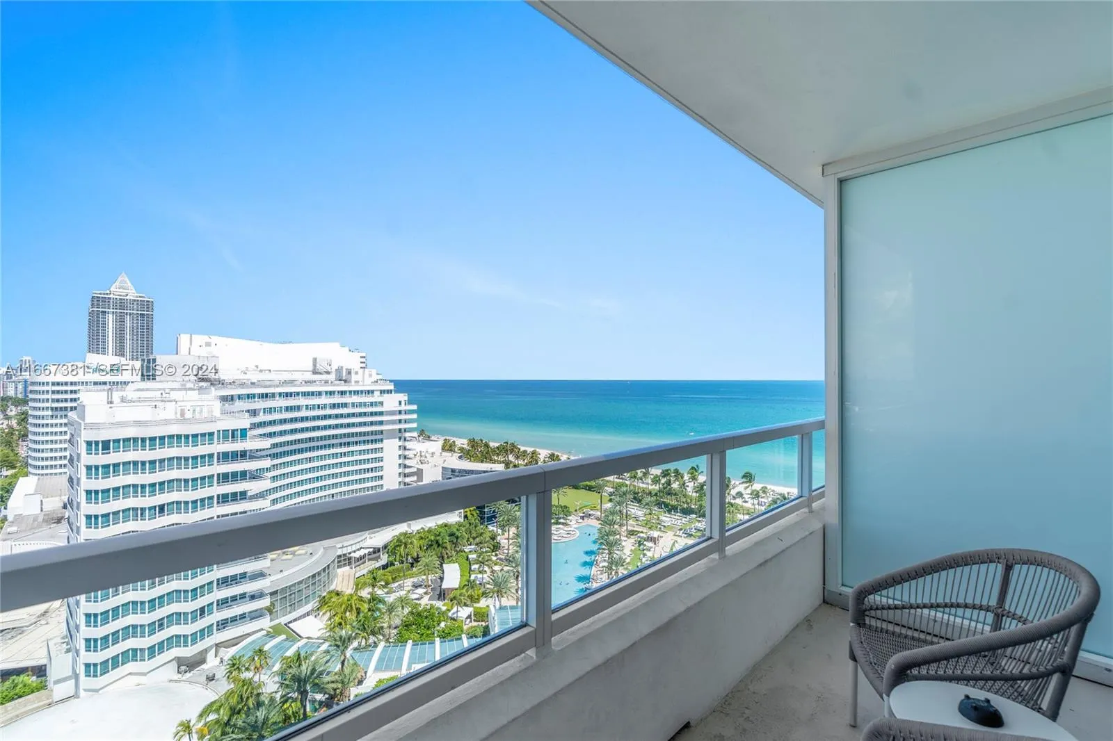Foto de propiedad en 4401 Collins Avenue 1709, Miami Beach, FL 33140 Miami Beach con MLS# 