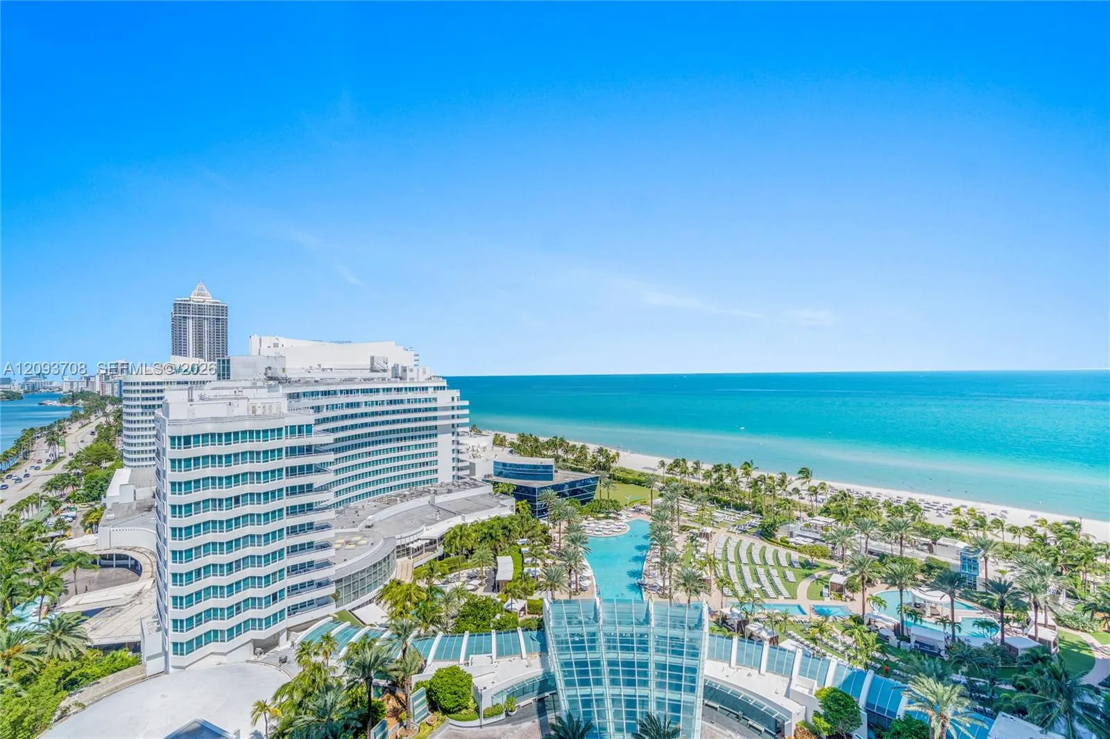 En Venta 4401 Collins Avenue 1709, Miami Beach, FL 33140, Miami Beach, FL 33140