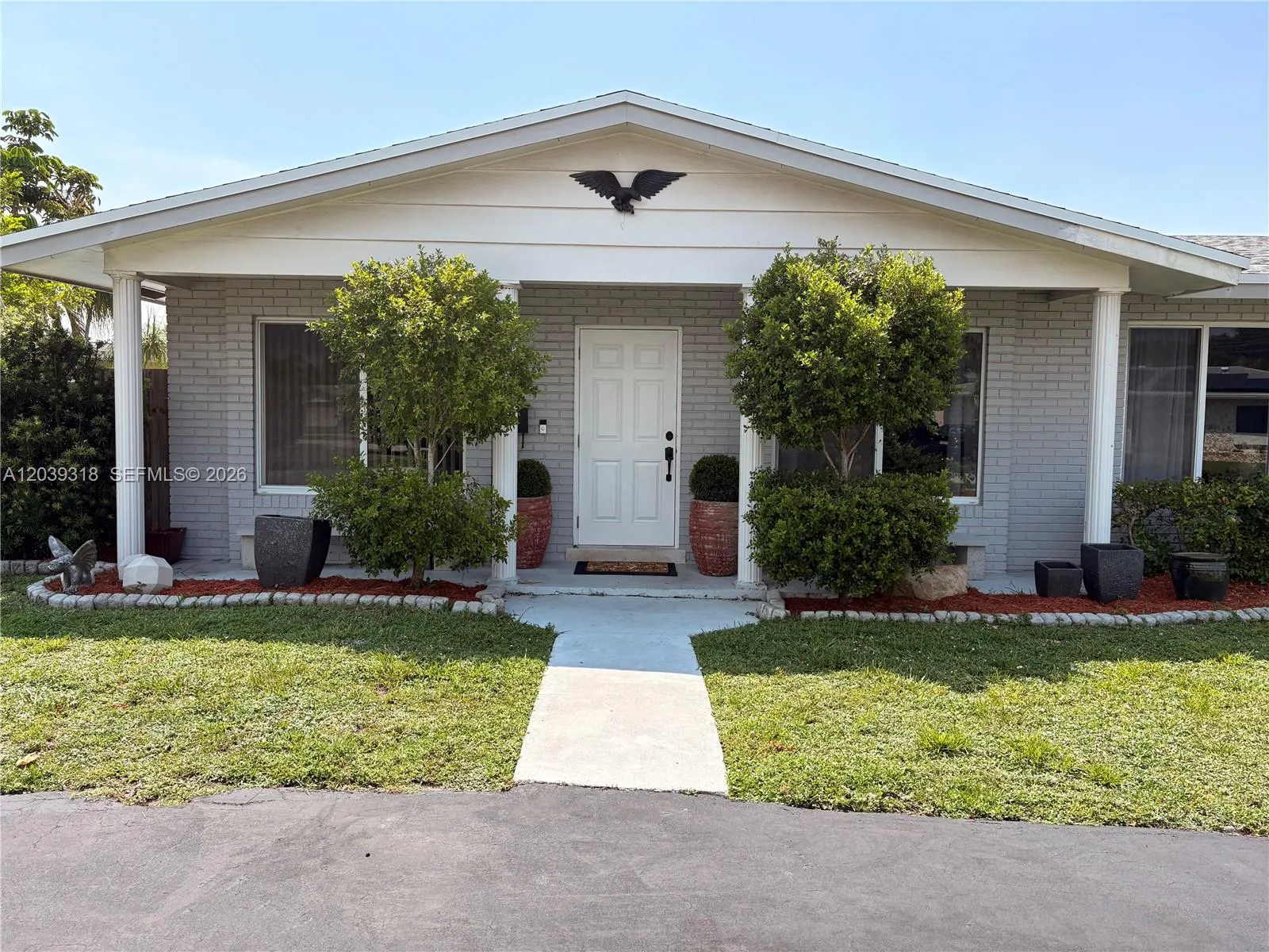 Vendido 4401 NW 8th Street, Coconut Creek, FL 33066, Coconut Creek, FL 33066