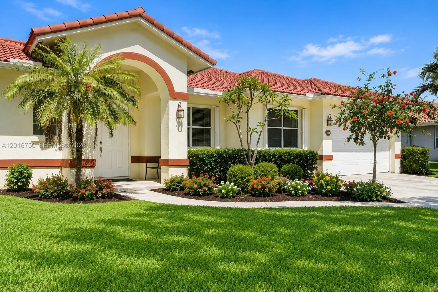 Vendido 4401 SW 74th Terrace, Davie, FL 33314, Davie, FL 33314