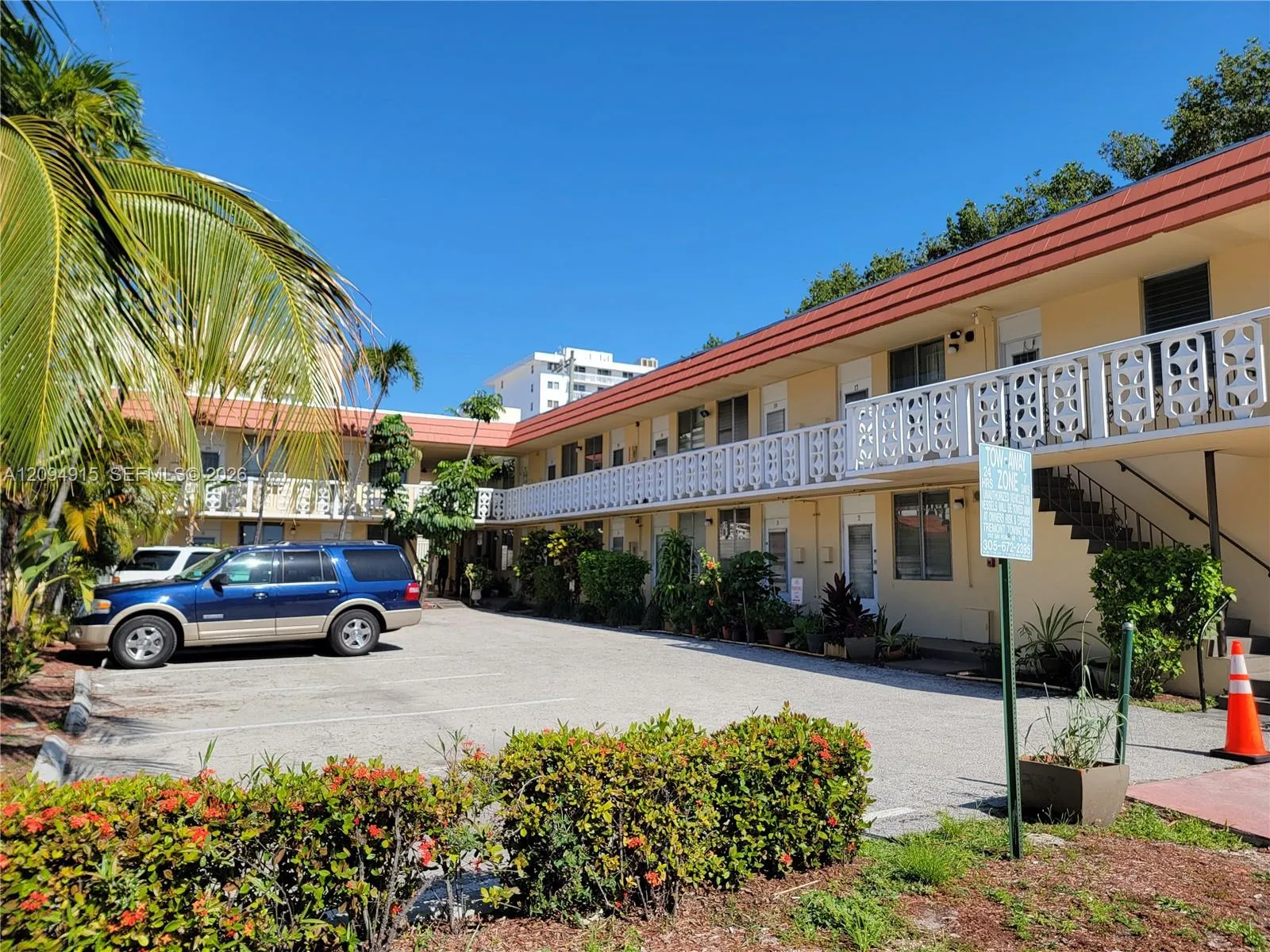 En Renta 441 Collins Avenue 5, Miami Beach, FL 33139, Miami Beach, FL 33139