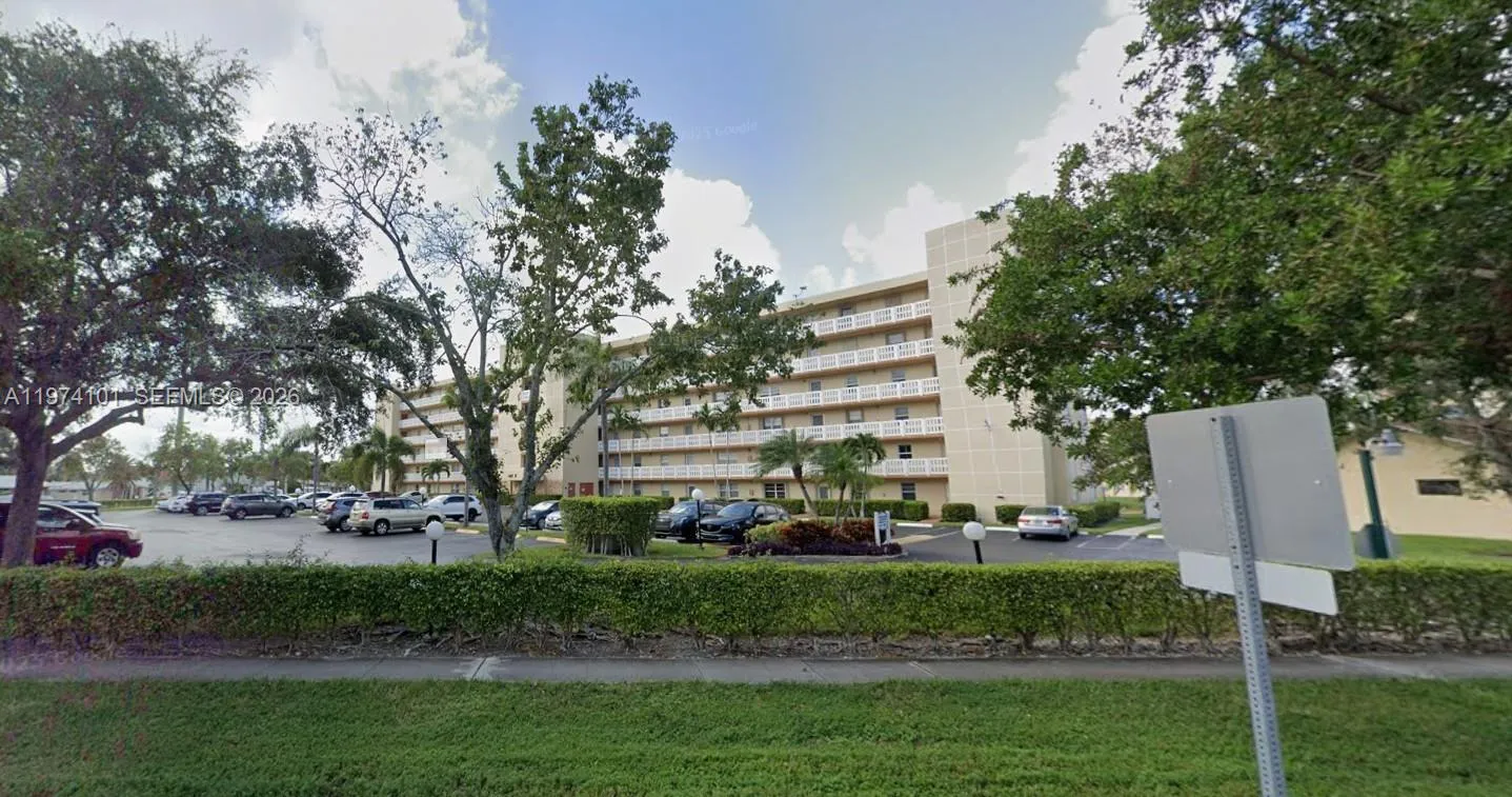 En Renta 441 SE 3rd Street 505, Dania Beach, FL 33004, Dania Beach, FL 33004