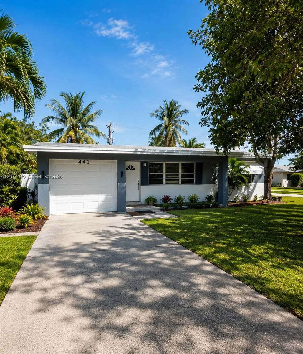 Foto de propiedad en 441 SW 10th Terrace 0, Hallandale Beach, FL 33009 Hallandale Beach con MLS# 