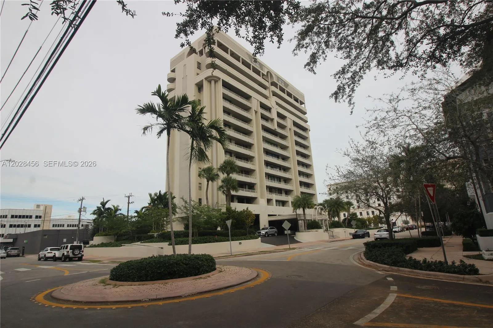 Foto de propiedad en 441 Valencia Avenue 202, Coral Gables, FL 33134 Coral Gables con MLS# 