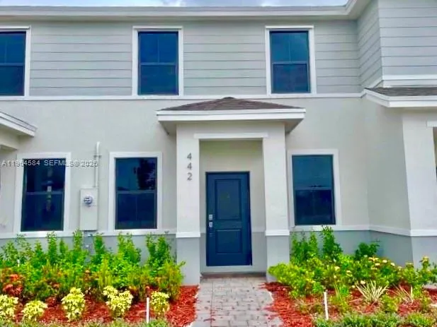 Foto de propiedad en 442 NE 13th Street, Florida City, FL 33034 Florida City con MLS# 