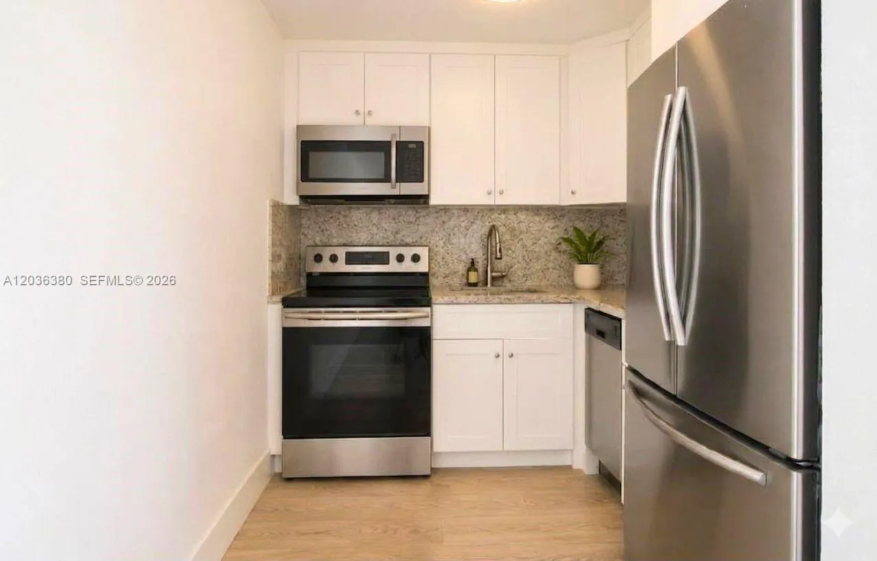 En Renta 444 SW 4th Street 204, Miami, FL 33130, Miami, FL 33130